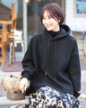 No hassle! A 3-layer hoodie that can be layered in an instant