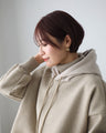 No hassle! A 3-layer hoodie that can be layered in an instant