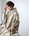 No hassle! A 3-layer hoodie that can be layered in an instant