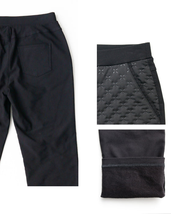 暖かくて細見え！冬のダウンスリムパンツ