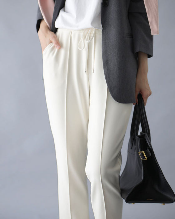 見た目キレイめ 暖か冬のお仕事パンツ