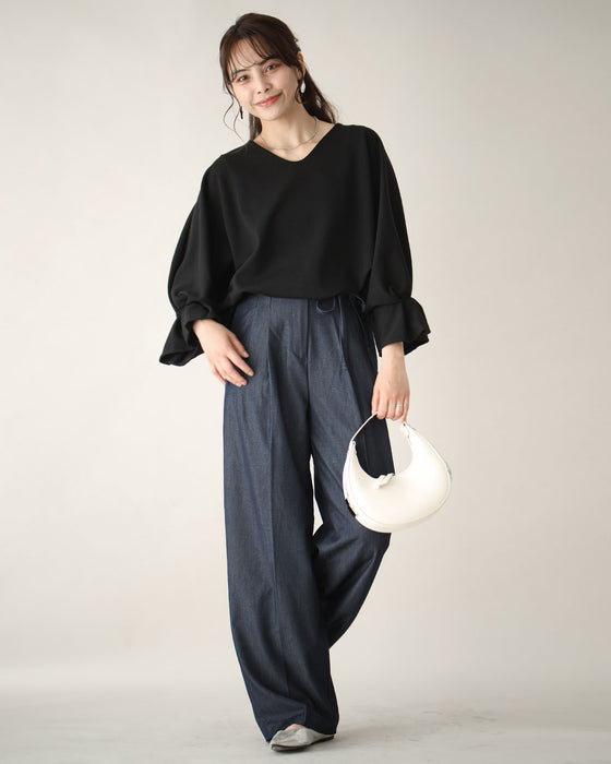 楽きれい!袖フリルトップスコーデ6選