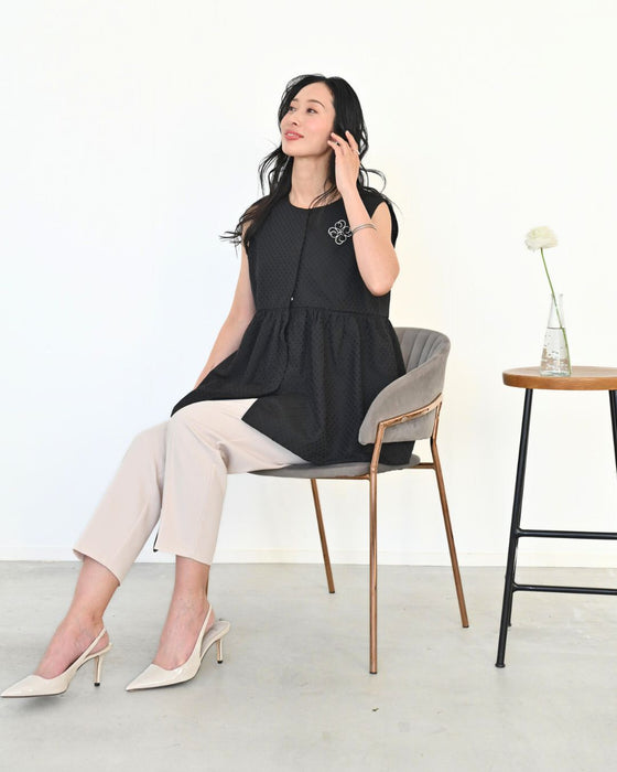 大人かわいい！女性らしさ格上げドットジレ