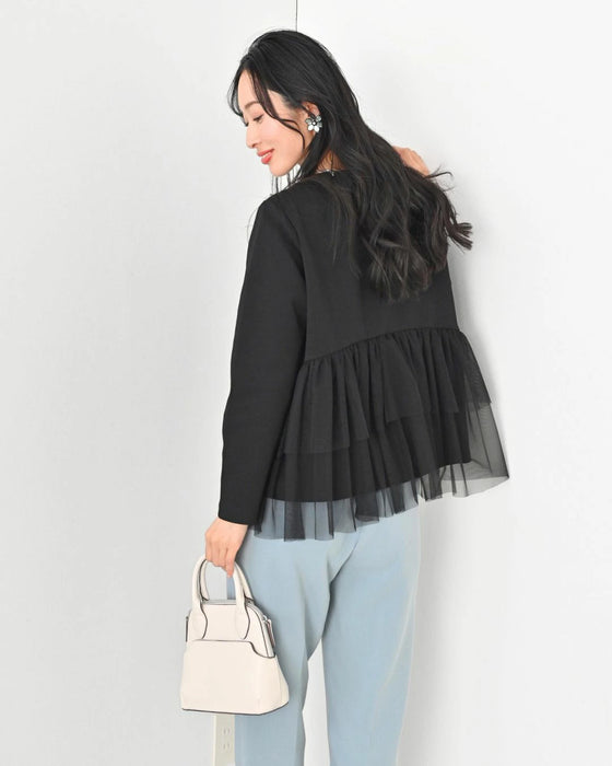 前はシンプル 後ろで 華やぐ 映えトップス