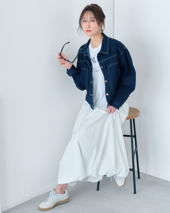 休日コーデ 軽やか 映え 大人バルーン