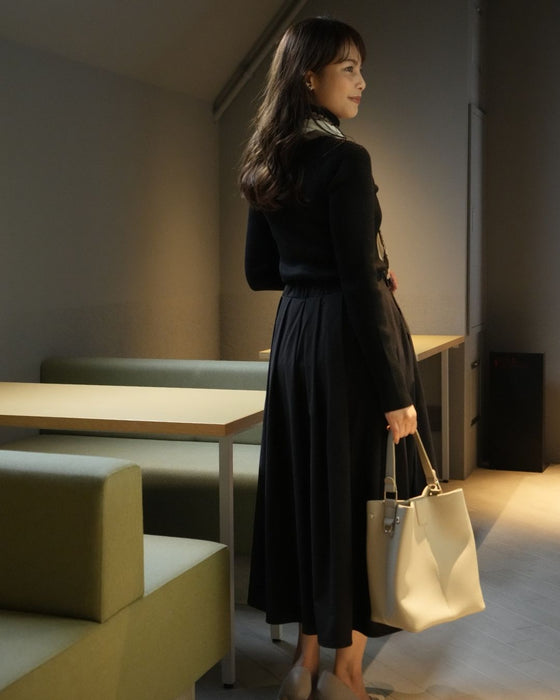 14個の立体タック 軽暖スカート