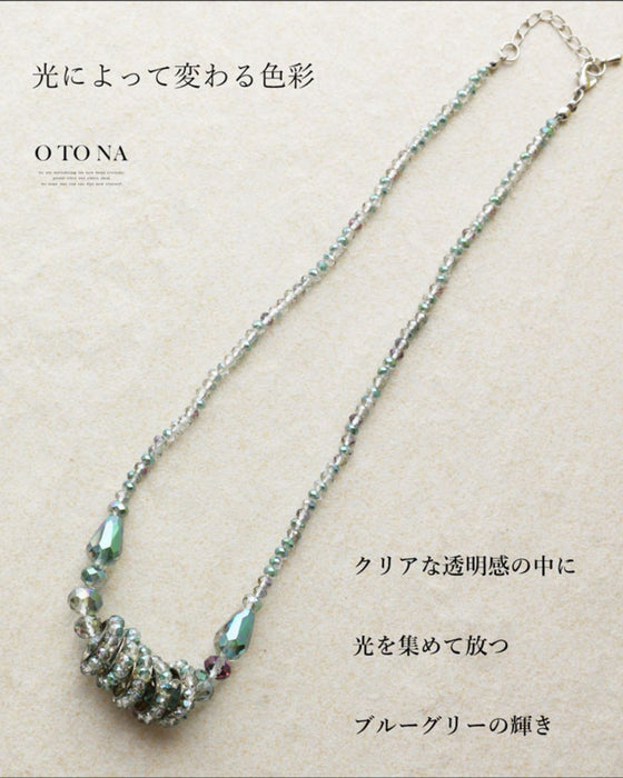 Ring necklace that changes with light