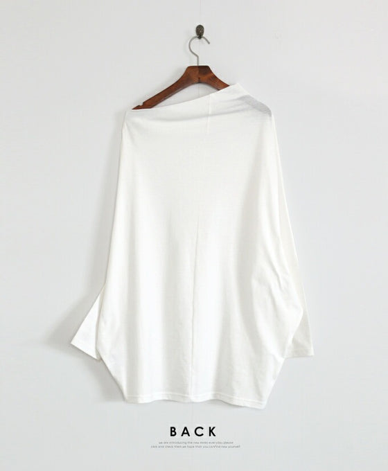 『Off-white』Made in Japan! Dolman-style deformed silhouette. Multi-functional pullover.
