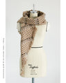 Gentle and enveloping fashion. 