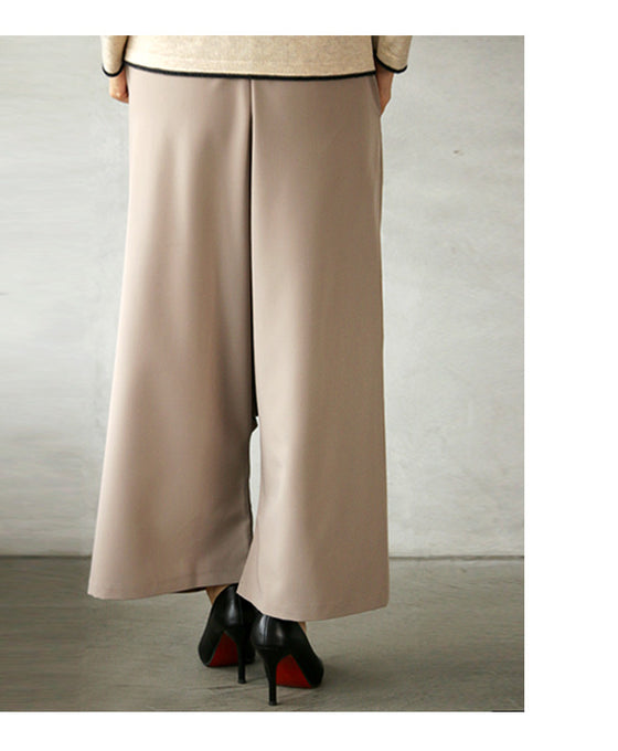 小粋な大人のパンツスタイルにはコスパ最強「エレガントサルエル」を選ぶべし