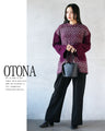 OTONA original. Makes every move feminine. A cozy knit top made of luxurious lace in purple