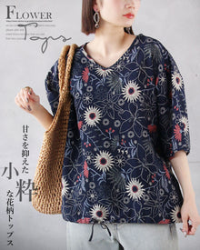  A chic floral top with a subdued sweetness
