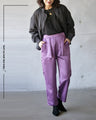 Just put it on and you'll instantly become trendy with this mixed material MA-1 blouson