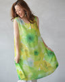 Feminine sleeveless tunic 