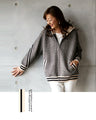 Slimming lines! Houndstooth knit hoodie