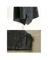 Simple and unique sophisticated design. Mixed material knit turtleneck top (Black)