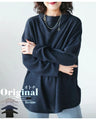 A warm knit top that can be worn like a comfortable cut-and-sew top