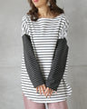 [Otona Original] A classic yet slightly unique piece. Striped top with a split design