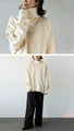 Lightweight and relaxed turtleneck with a modern silhouette