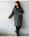 A knit coat with a mixed knit that doesn't look flat and can be worn like a cardigan