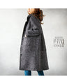A knit coat with a mixed knit that doesn't look flat and can be worn like a cardigan