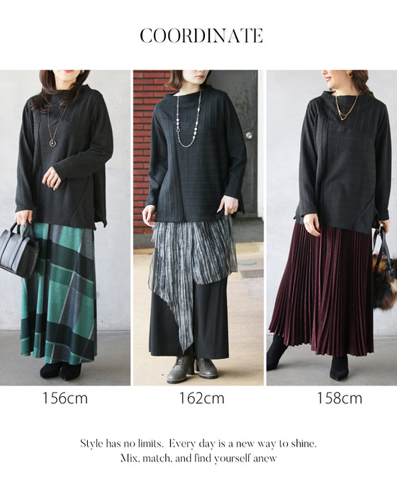 絶妙配置 浮き立つ編み風ニットソー