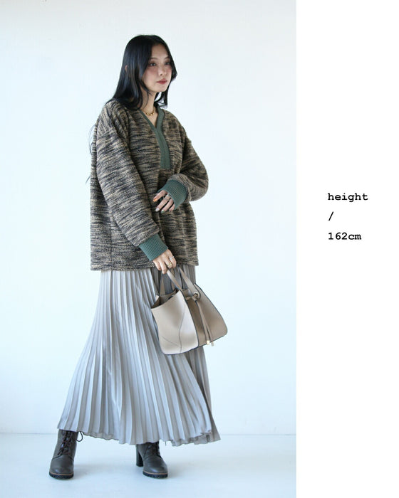 Not too cute, but mature. A knit top with a great vibe.