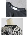 Tops made of different materials that stand out with their patterns and materials