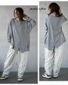 Simple and different! A versatile knitwear that can be worn in many different ways