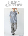 A crinkled shirred T-shirt that perfectly matches your personality