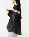 A stylish and stylish pleated top for adults