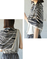 Classical mode scarf for adults