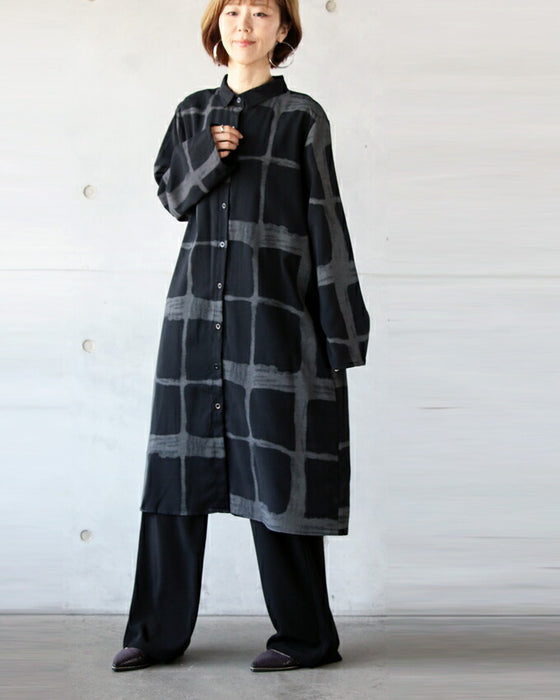 Just wear this shirt dress for a fashionable look