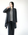 A versatile black haori cardigan that can be worn for both special occasions and daily wear