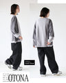 Loose and casual two-tone sweat top