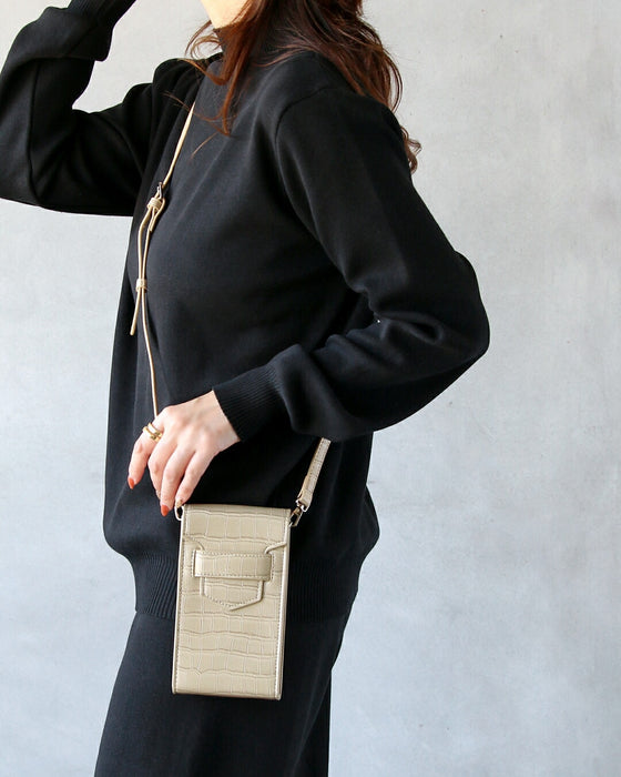 Make your everyday smartphone case cool. Shoulder bag