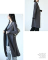 A pleated jacket that stands out