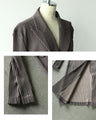 A pleated jacket that stands out