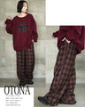 Checkered pants with a relaxed and classic look