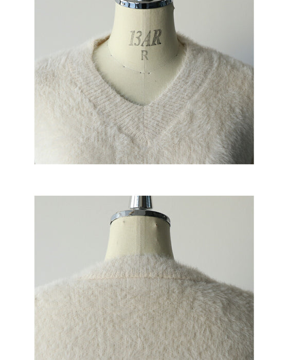 Fluffy and smooth shaggy knit top