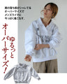 Creates a relaxed look. Collared logo sweatshirt top