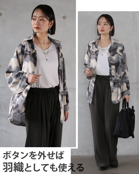 じわっと色付くスモーキーな柄シャツ