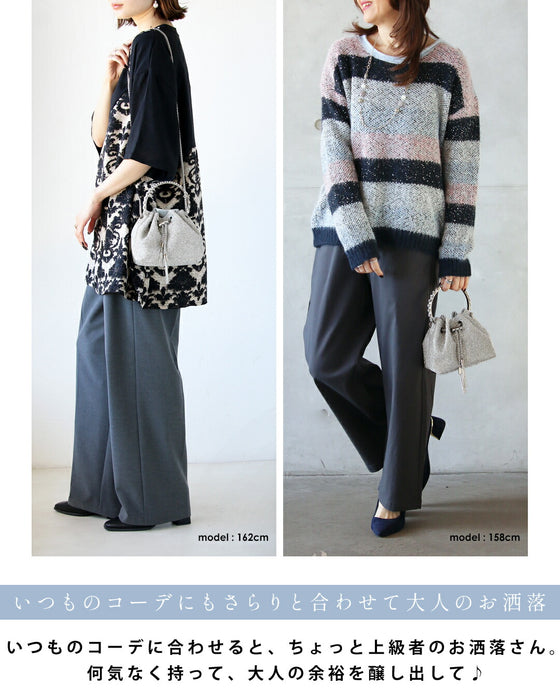 手元に添えるだけで上品な煌めきと華やぎをくれる ジュエリーバッグ