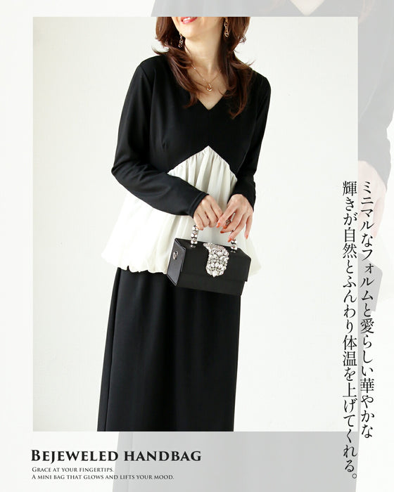 手元が美しく ふわっと体温上がるビジューの輝きミニバッグ