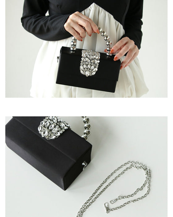 手元が美しく ふわっと体温上がるビジューの輝きミニバッグ