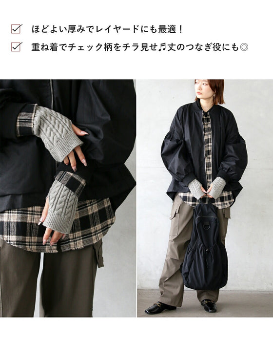 季節の狭間に頼れるチェック柄シャツ