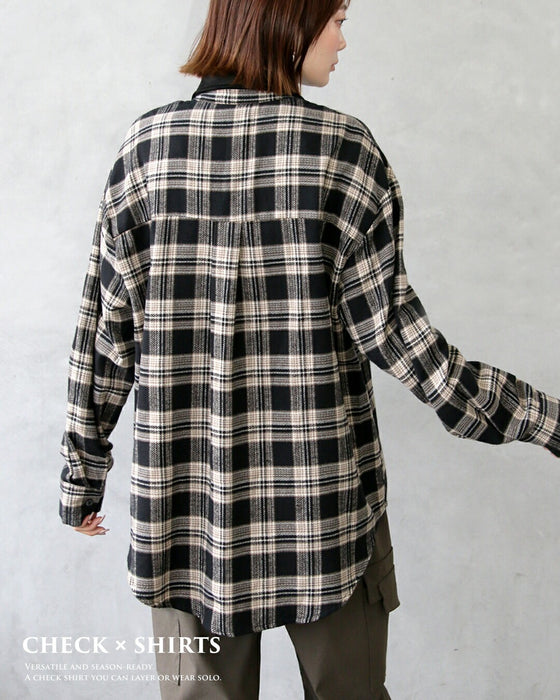 季節の狭間に頼れるチェック柄シャツ