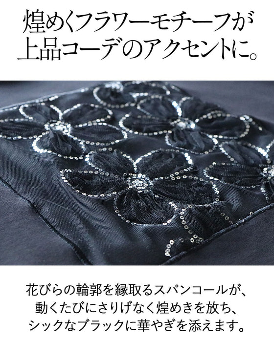 惹かれる 花×煌めき ラフに着られる上品トップス