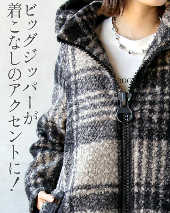 BIGジッパーが可愛い チェック柄軽量アウター