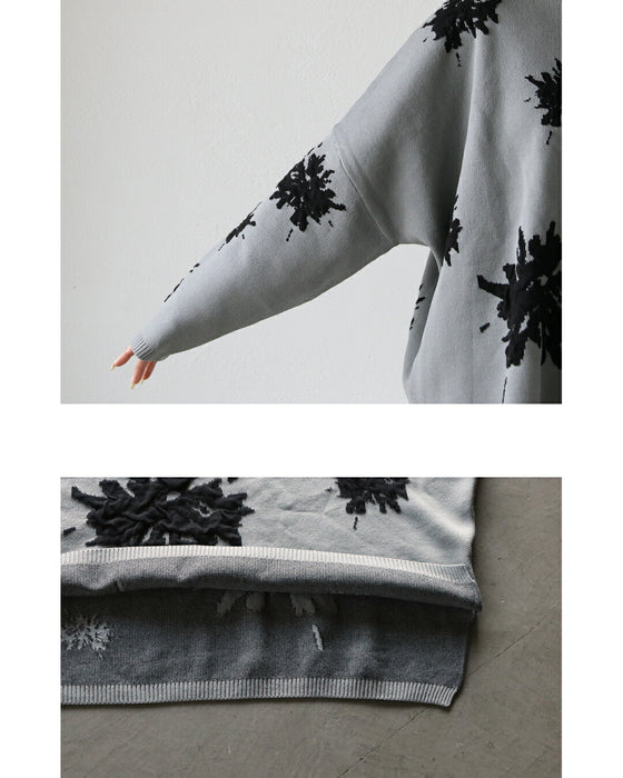 着るだけで華やぐ、モードな花 ゆったり軽やか大人ニット